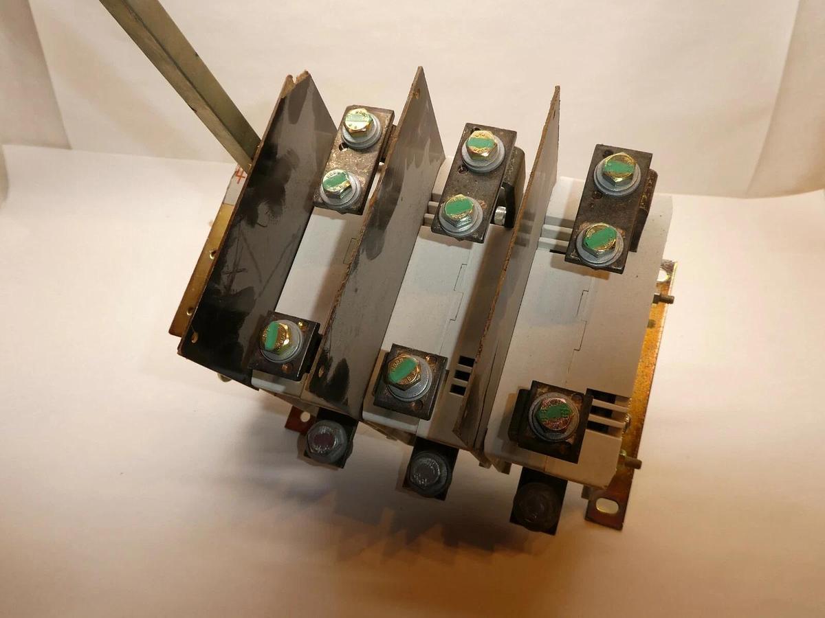 (New nos )  ABB OESA 200T3 Fused Switch 200 Amp 200A 200 A OESA200T3