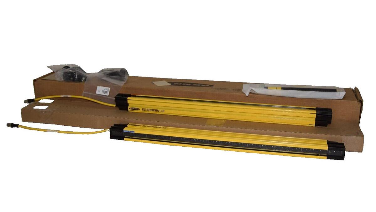 BANNER SLLCP23-630P88 Emitter/Receiver EZ Screen Light Curtain 630mm .1-12m *NEW