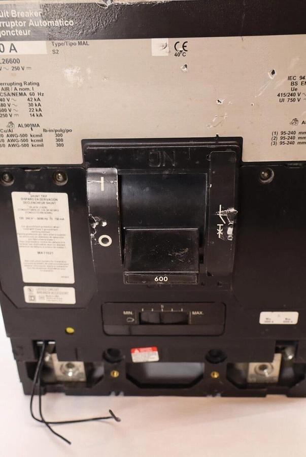 Used Square D Circuit Breaker 600 Amp 600A MAL26600 600v MAL S2 Shunt Trip: MA11021
