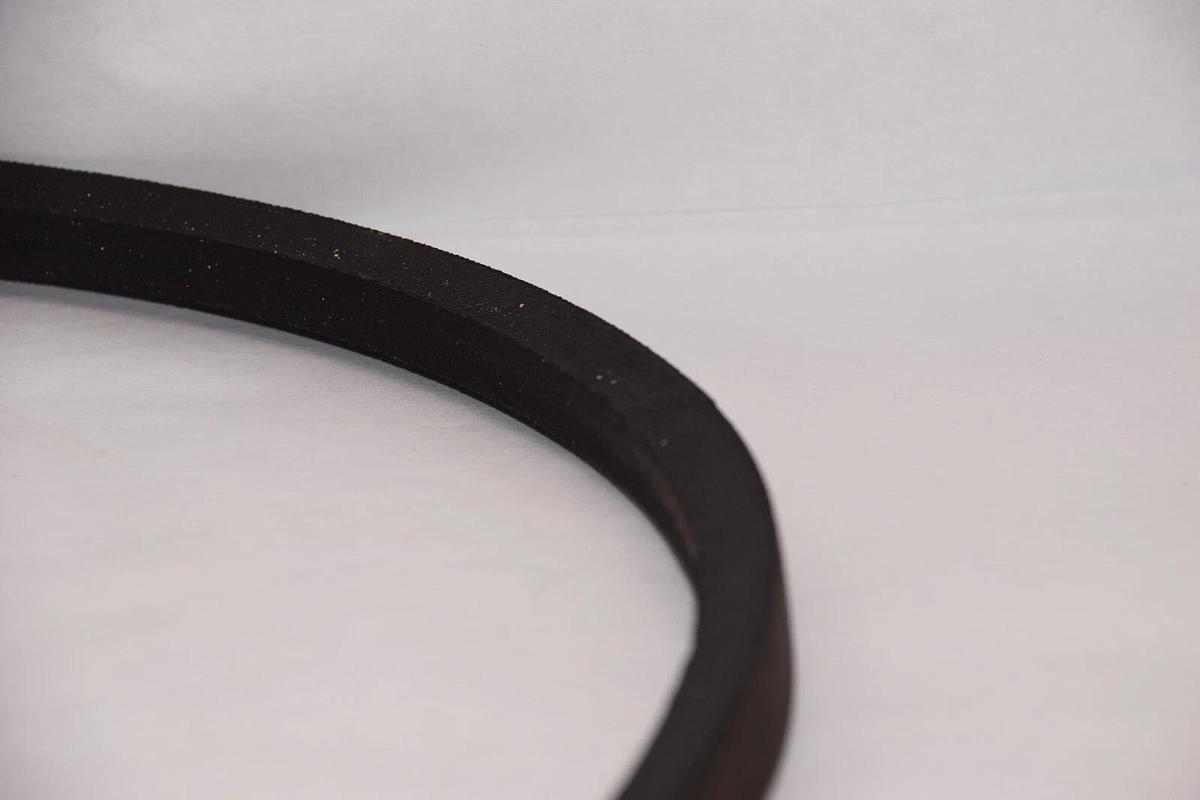 Used (NEW- Lot of 2) THERMOID B35 , B-35 , B 35 Prime Mover Sure Set V-Belt USA