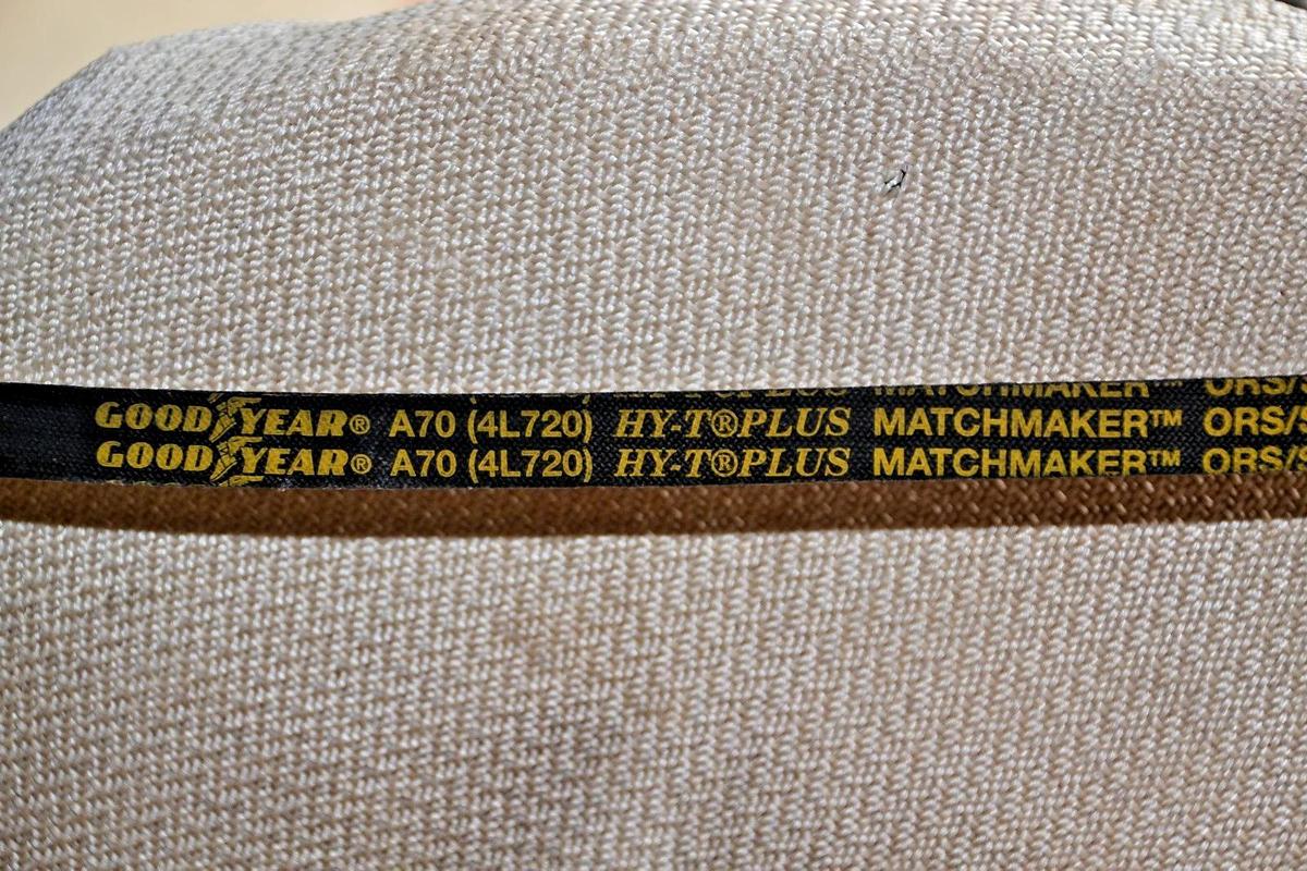 Goodyear Belt A70 HY-T Plus belt A-70 4L720 (NEW)