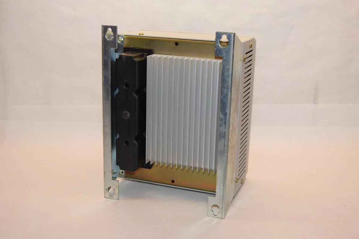 ALLEN-BRADLEY 1336 PLUSII 1HP AC Drive 1336F-BRF10-AA-EN-HAS2-L4 (NEW)