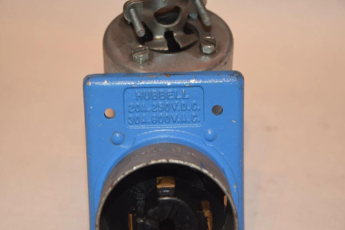 HUBBELL 5 WIRE 4 POLE + EQ GROUND 20A 250VDC MALE AND FEMALE PLUG