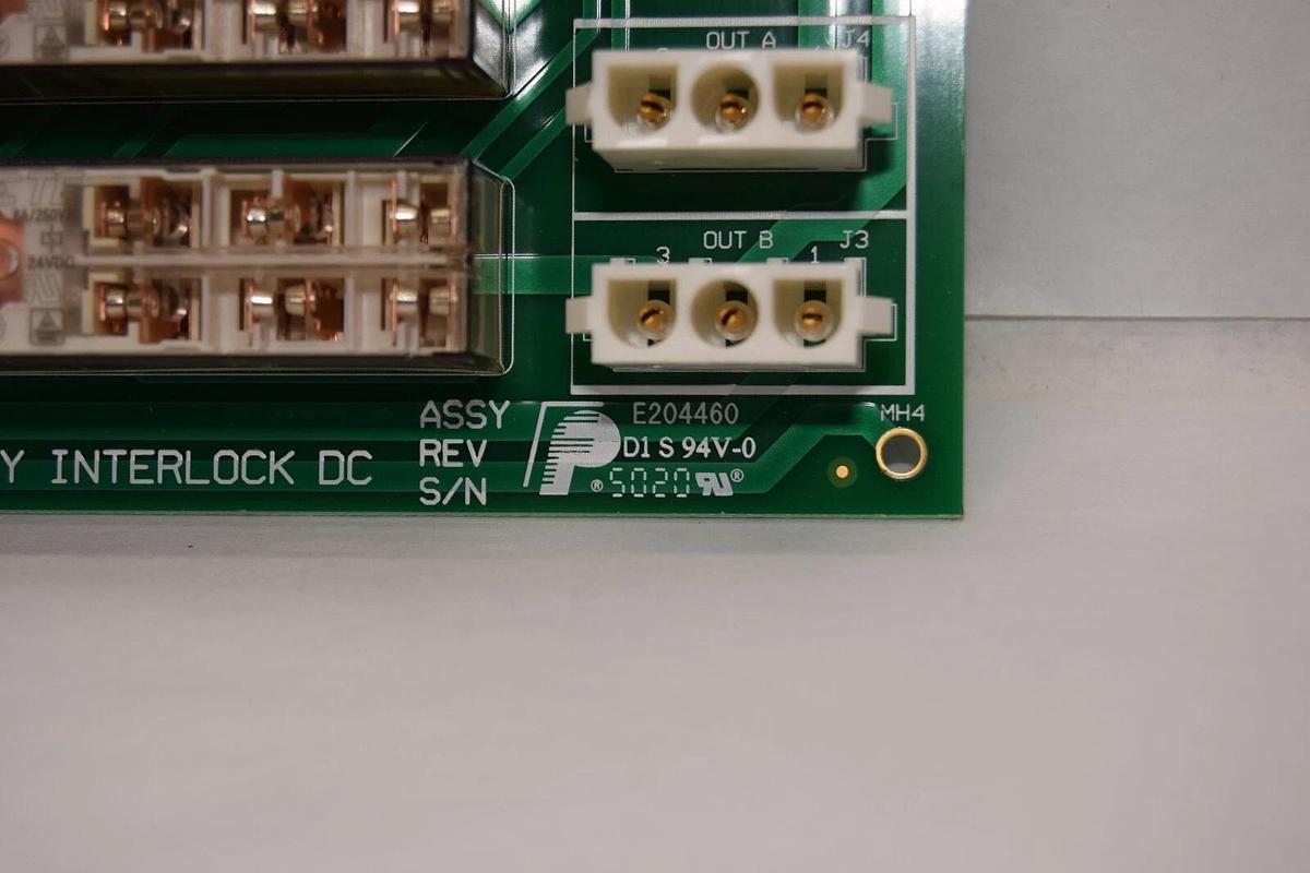 Used SIEMENS CV_11265389 E1 , E204460 Safety Interlock DC Board Card