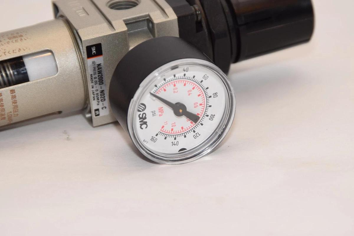 (NEW) SMC NAW2000-N02BDG-C Pneumatic Filter Regulator
