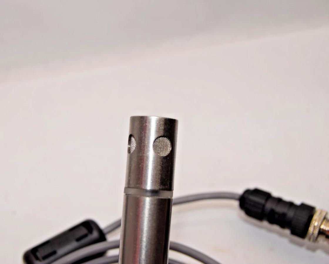 Used OMEGA ZW Ser Temp/Humidity/Barometric Pressure Transmitter ZW-ED 17220364 ZBTHPP