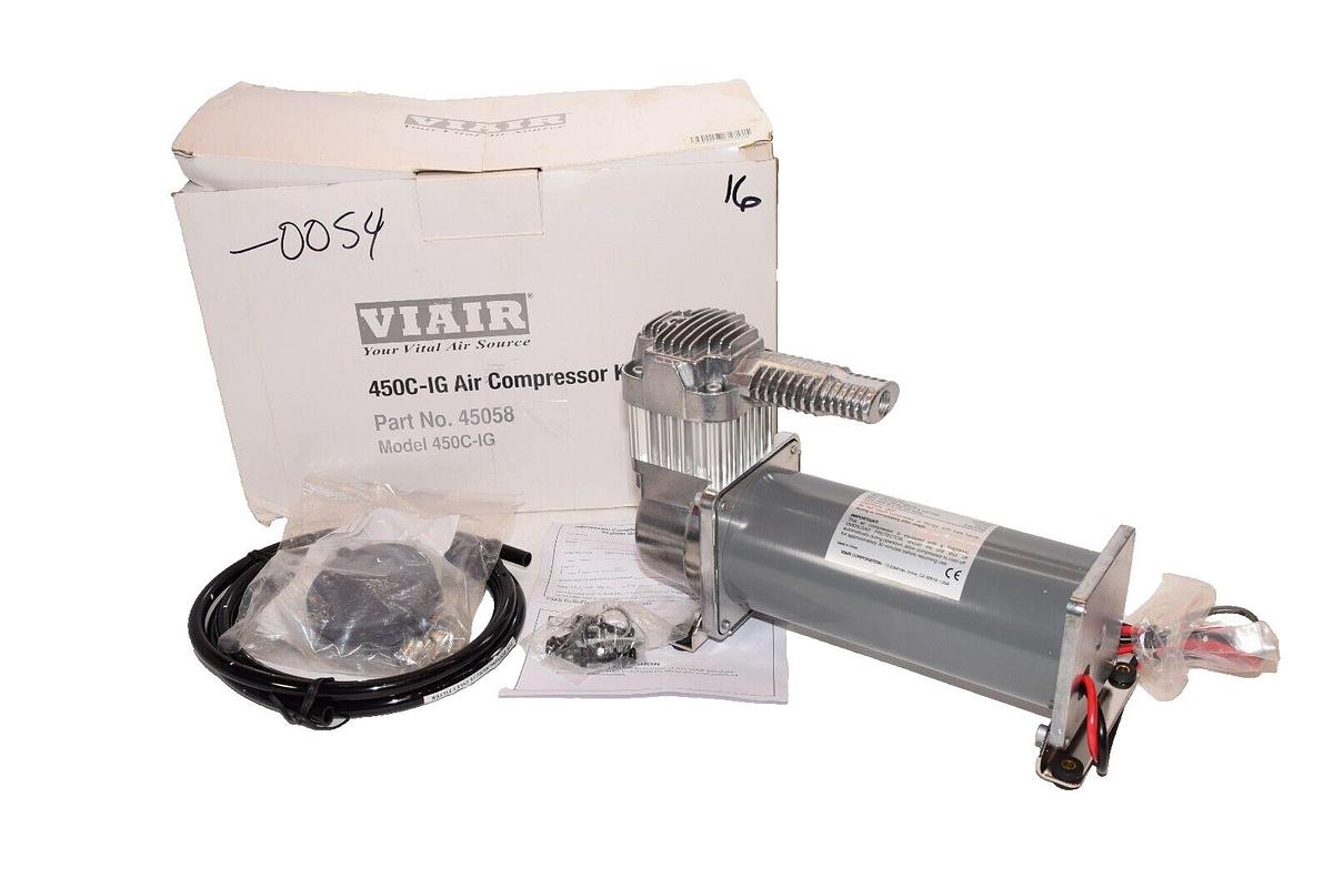 (NEW) VIAIR 45058 , 24V 13A 150psi 450CIG Air Compressor Kit