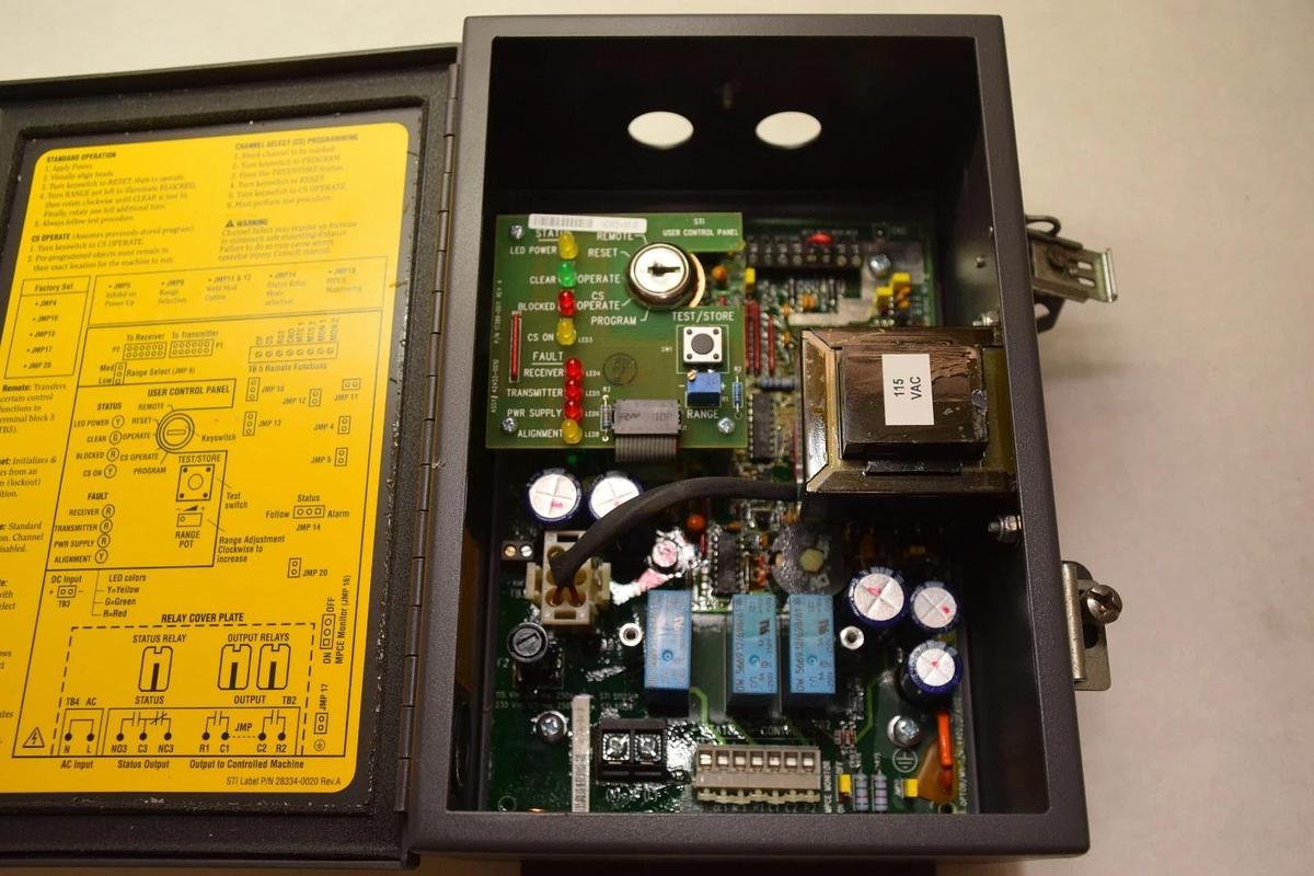 Used STI OMRON  CSMS43B-2 CSMS43B2 43065-0010  MS4300B-2