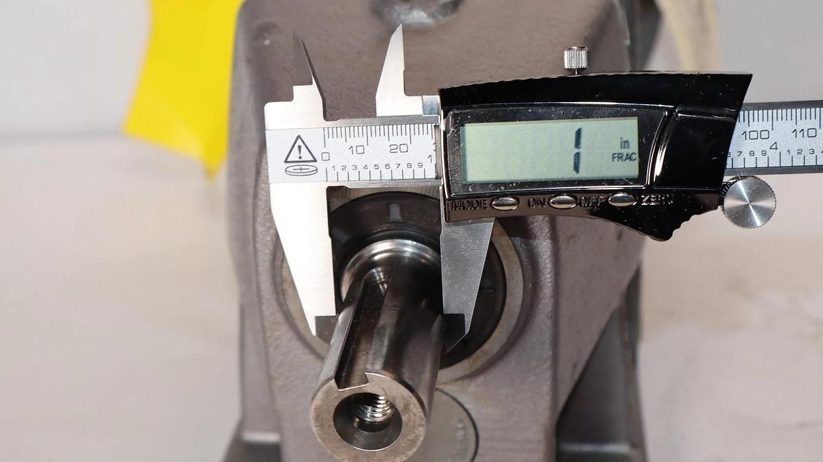 NORD Gear Box Worm Speed Reducer SK 12 56C2.0 202158181-100 8:56:1 (NOS)