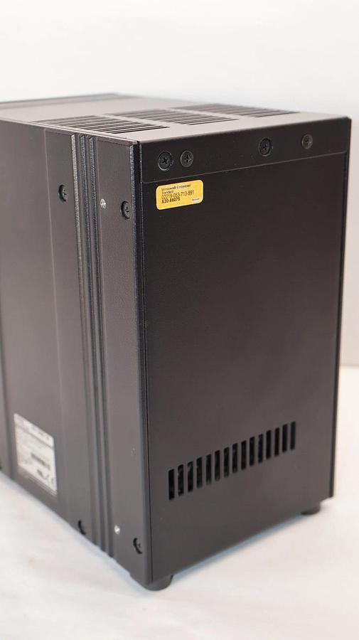 Used Omron FH-1050-10 , FH105010 24Vdc 6.5A 13V Output FH Controller