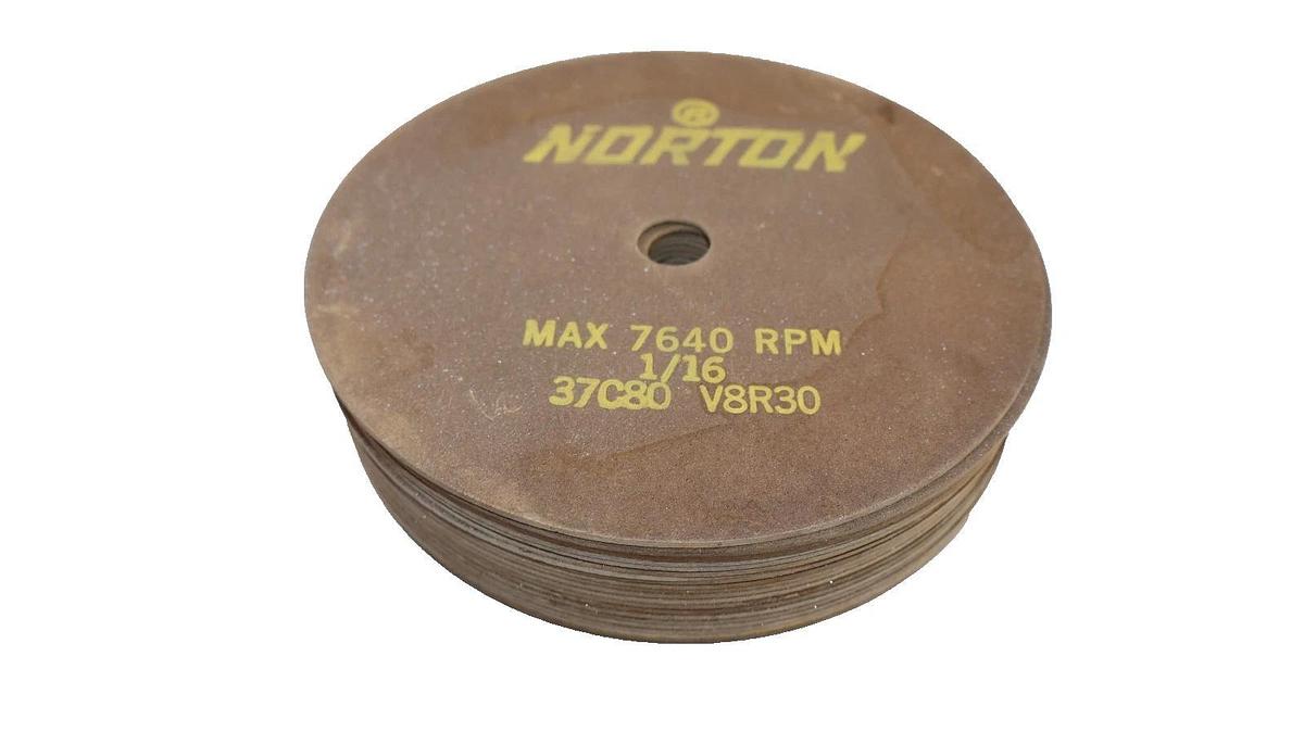 (Lot of 23) NORTON 37C80 V8R30 37C80V8R30 1/16" 7640rpm 6" Grinding Wheel NEW