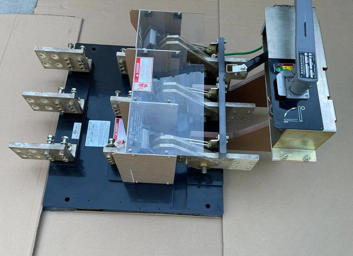 Refurbished Boltswitch Bolted Pressure Contact Bolt Switch 2500A 2500 Amp 480vac VLB3411 RFB