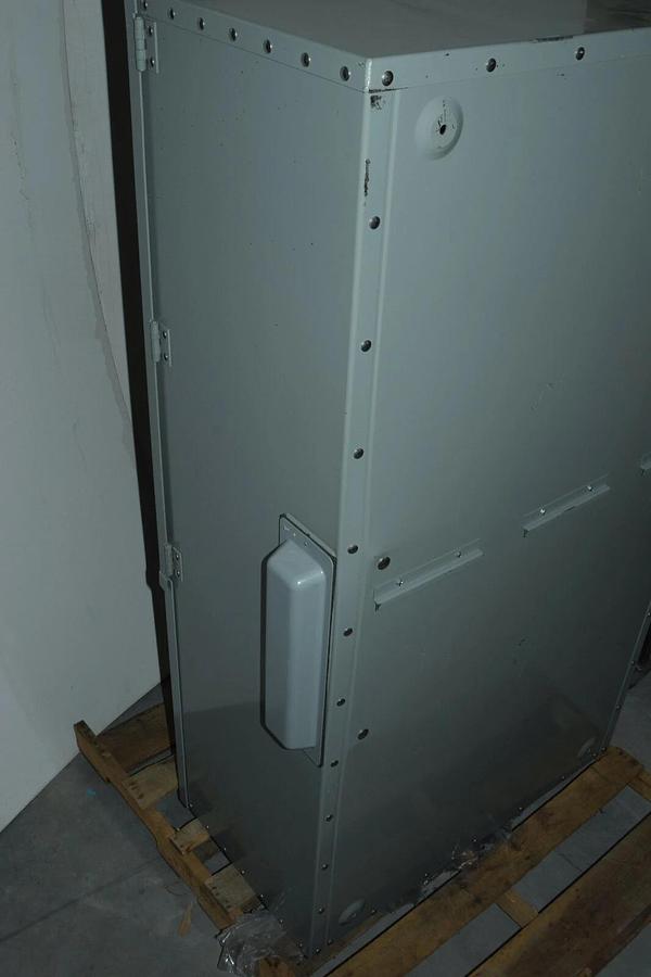 Cutler-Hammer 3BPS1600RB Bolted Pressure Contact Switch 1600A 3PH 1600 Amp 240V