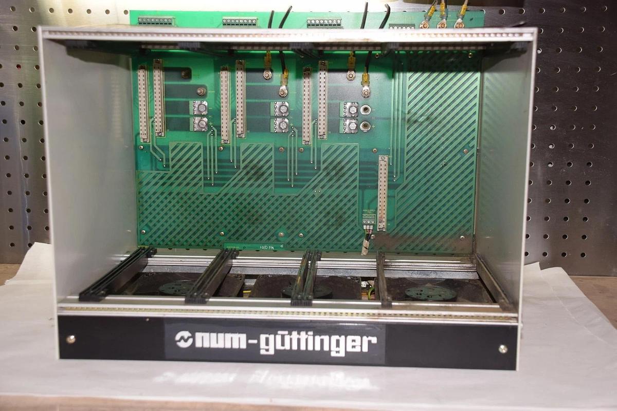 Used NUM Guttinger Telemecanique TEX 6923-04XD 3 Axis GEC Gemdrive Mk2 DC Servo rack