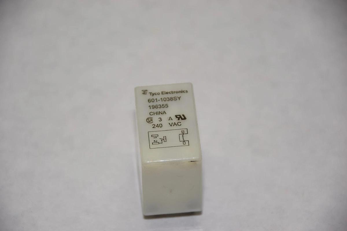 TYCO ELECTRONICS 601-1038SY 196355 3A 240VAC RELAY NEW