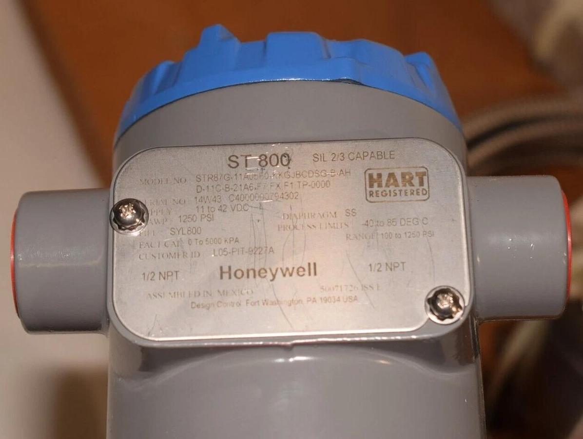 Honeywell STR800 GP Remote Seal ST800 STR87G-11A05F0-KKGJBCDSG-B-AHD-11C-B  NEW