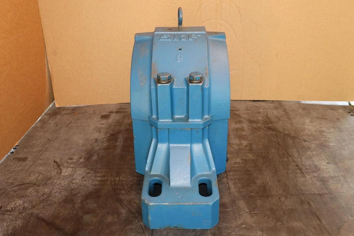 SKF Pillow Block HOUSING 4-Bolt SAF630 SAF-630 SAF 630 Split Plummer 2 Piece NOS