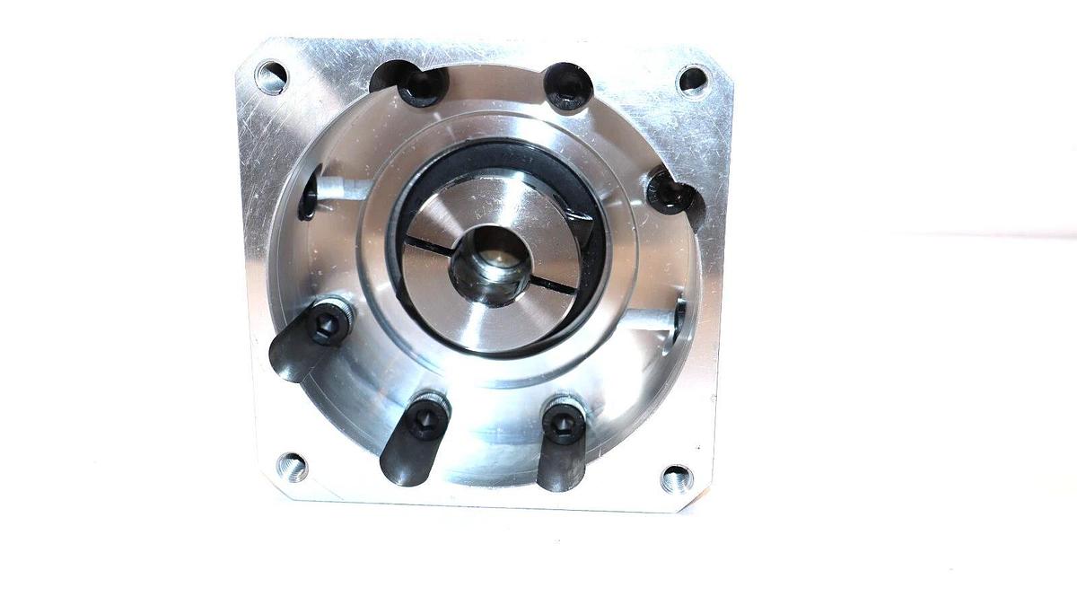 Used FENGXINJIDIAN PLF120 , 211028A0984 20:1 Ratio Planetary Gearbox Reducer