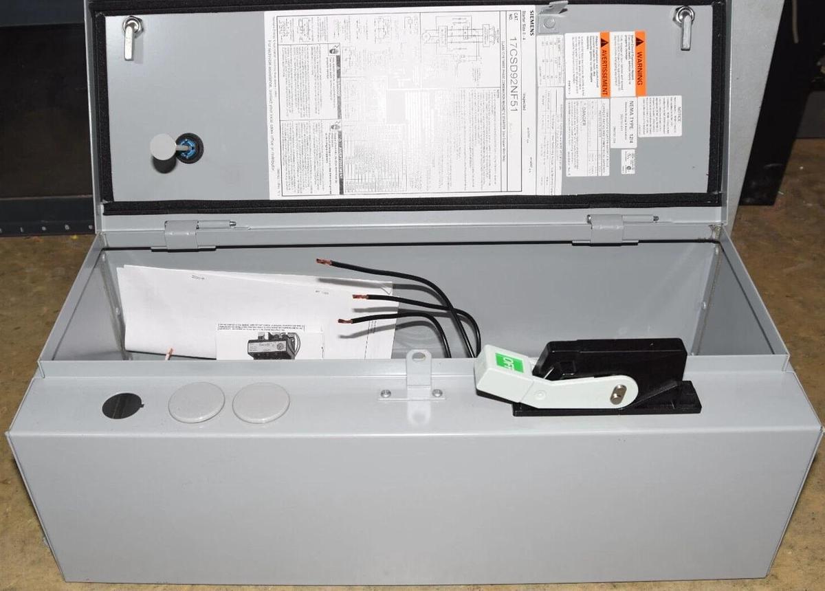 Siemens  17CSD92NF51 Ser. D Combination Starter Size 0-4 (NEW - NO Starter)