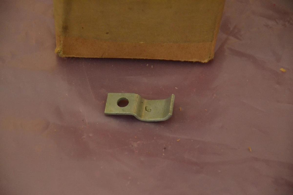 GENERAL ELECTRIC 100 MEAL CLEATS 1445136 NEW