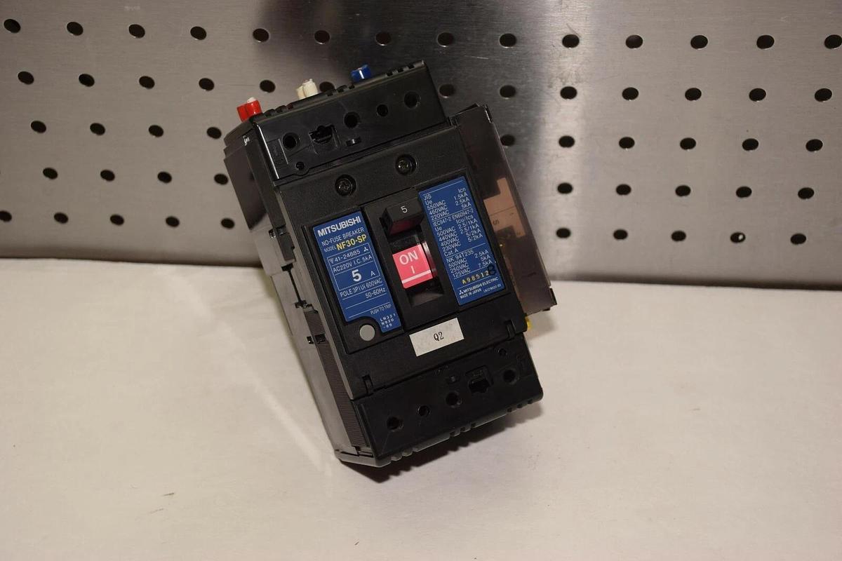 Used MITSUBISHI NF30-SP NF30SP 5AMP 3P 600V 50-60Hz CIRCUIT BREAKER
