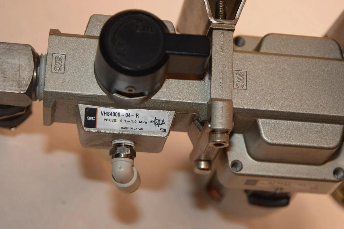 SMC AW40-04-R Filter Regulator AFM40-04-R Mist Regulator VHS4000-04-R Valve