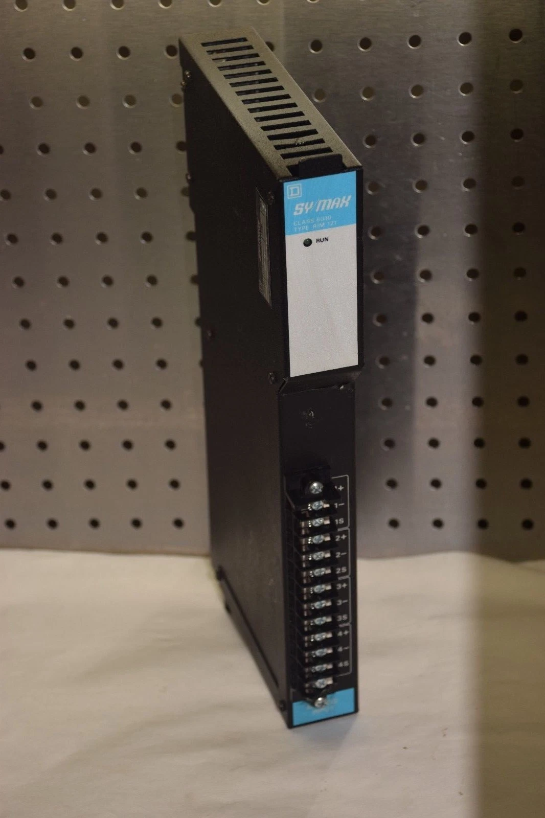 Used Square D 8030 RIM-121 Ser B Analog Input Module SyMax PLC Card