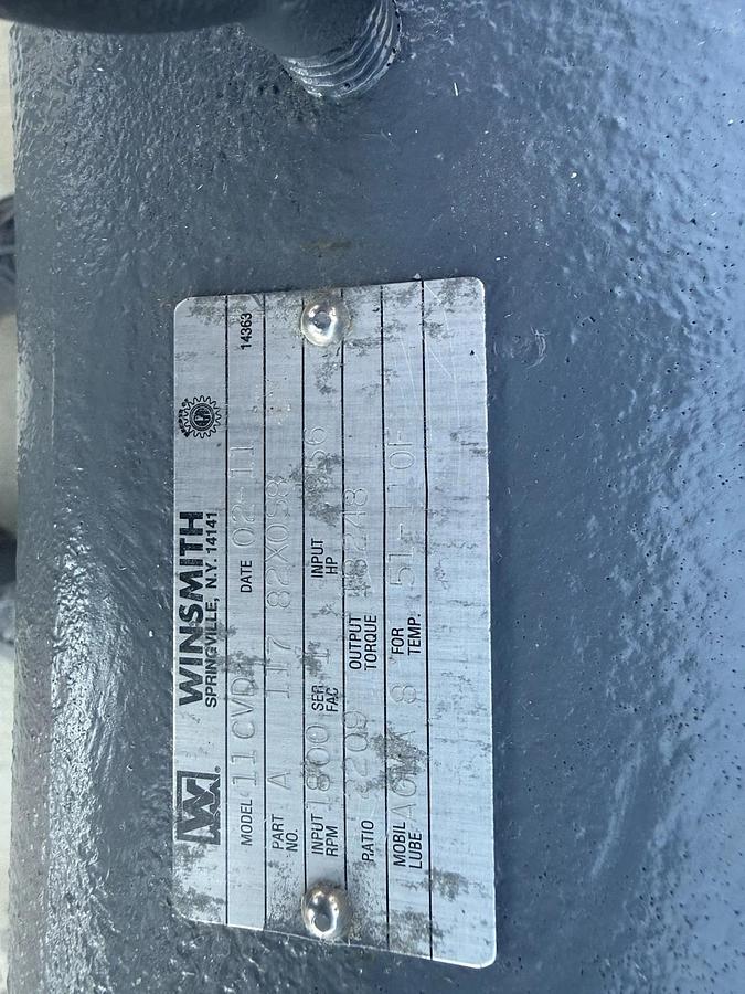 Winsmith Gear Box  11CVD, A 117 82X0S8 Ratio 2209:1 right angle Gearbox TQ 18248