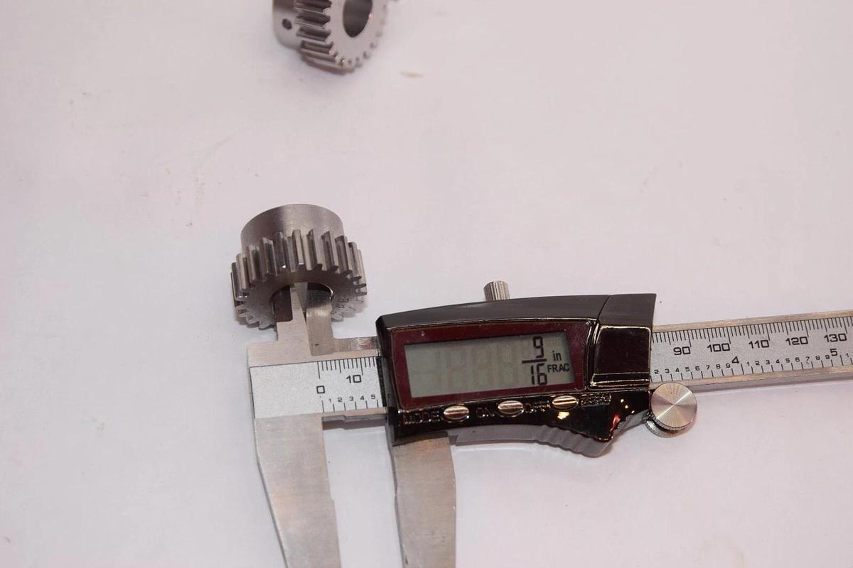 (NEW - Lot of 3) FORMAX 3027-3229 30273229 Sprocket