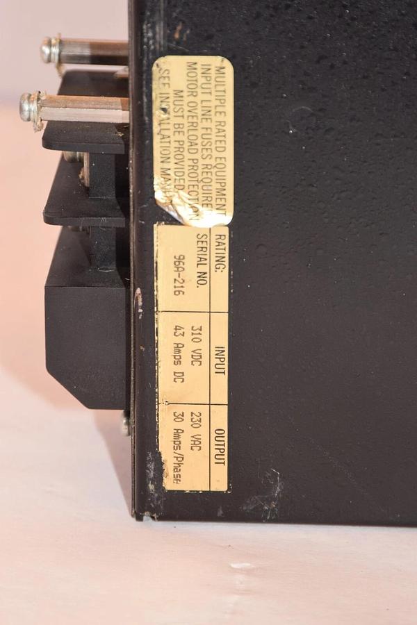 Used KOLLMORGEN  BDS4A-230J-0001/605B2 /  BDS4A230J0001605B2 Industrial Servo Drive