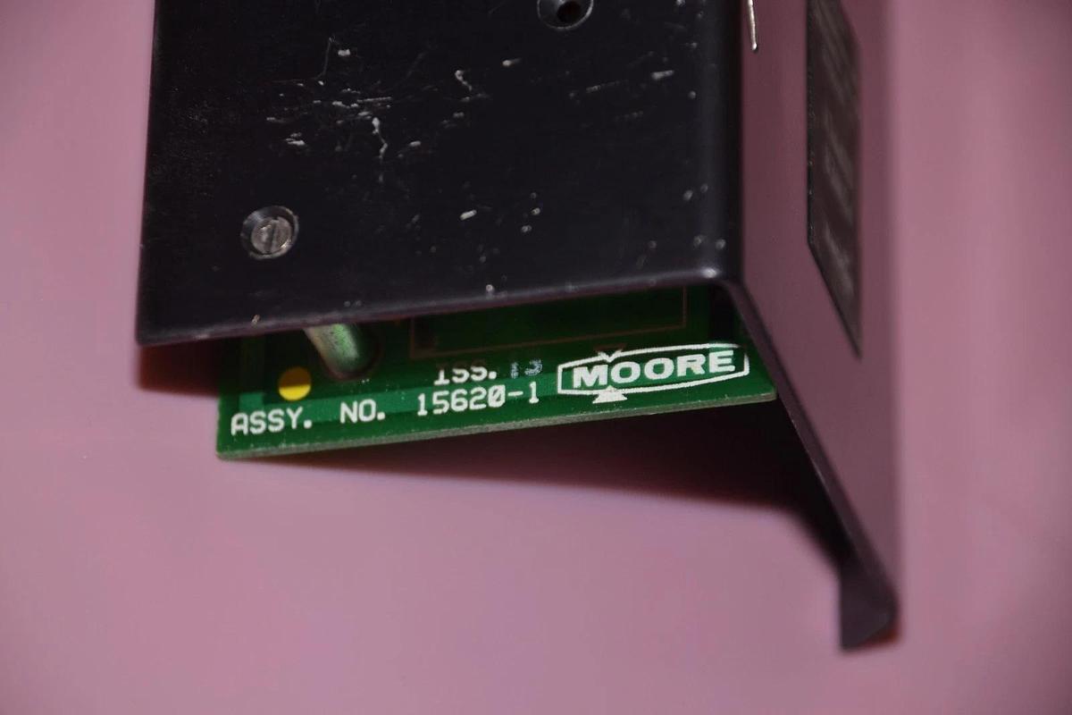 Used MOORE 15620-1 156201 POWER SUPPLY MODULE