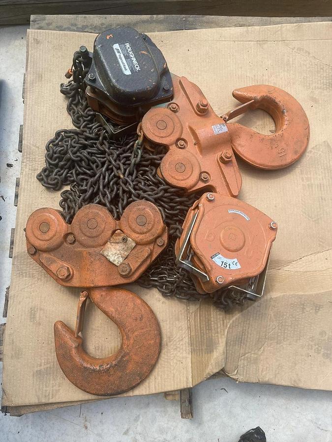 Used Ingersoll Rand Roughneck 15 Ton Chain Hoist Model VL2-150 10ft lift  30k lb