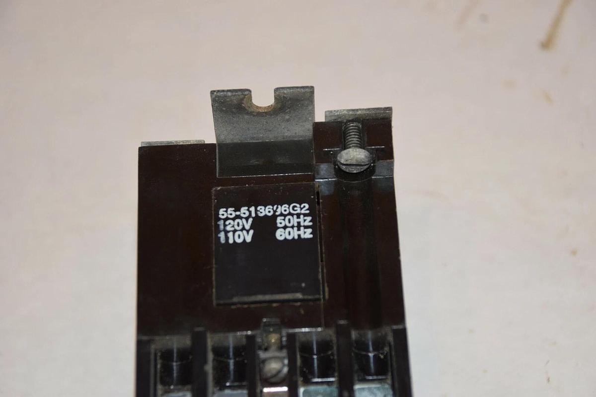 Used GENERAL ELECTRIC CR120B P040 SERIES A 600V INDUSTRIAL RELAY