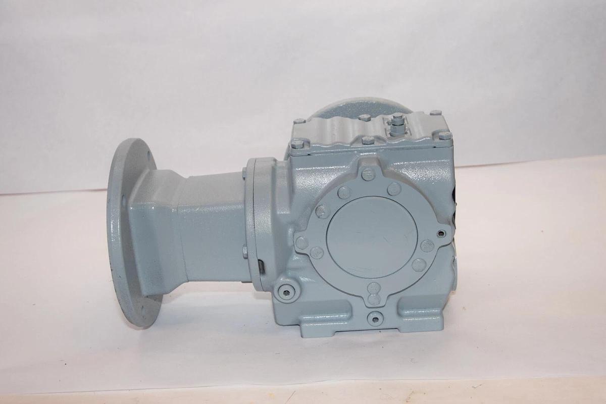 (NEW) SEW-EURODRIVE SF47AM145 850275812.07.07.001 Mobilgear 636 Gear Reducer