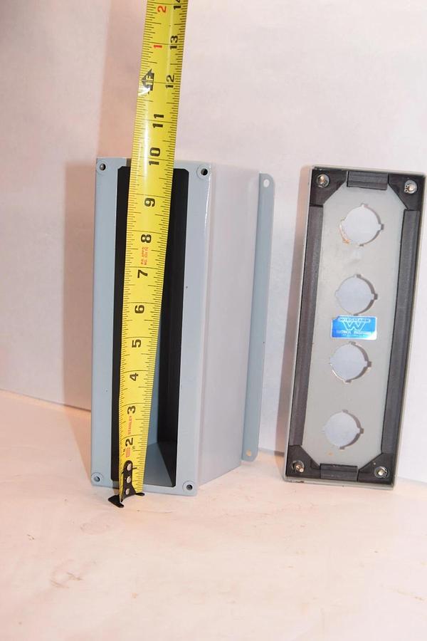 (NEW) WIEGMANN, Wpba4, 4 Hole angled operator push button Electrical Enclosure