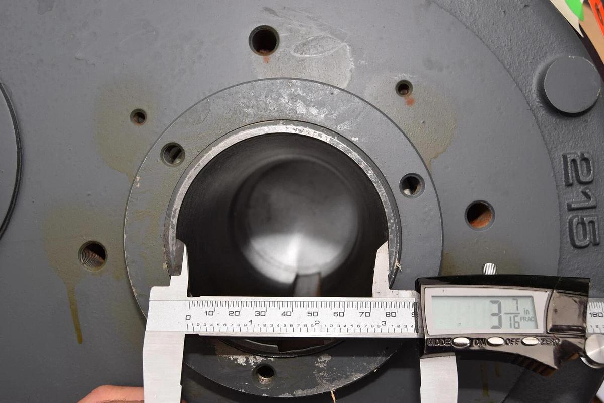 Browning Shaft Mounted Gearbox Gear Box Speed Reducer 215 215SMTP25 24.9  NOS