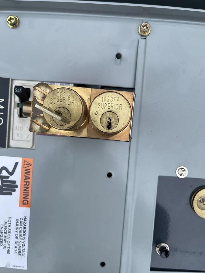 Used Eaton PRL4B Cutler-Hammer, Panelboard Bypass Panel, 208Y 120V, 225A, POW-R-LINE