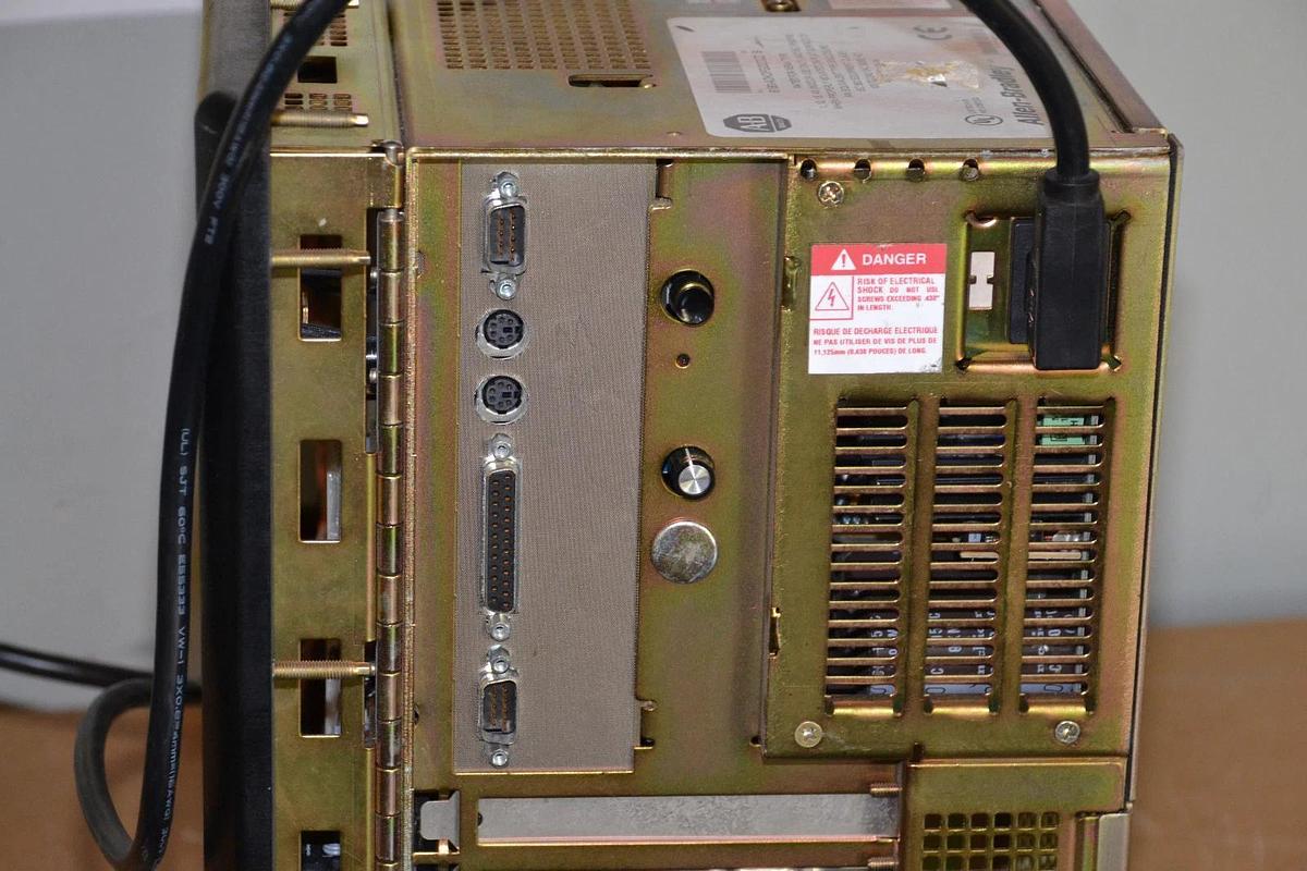 Used Allen Bradley 6180 6180-ADKDFGDZCCZ Ser B Operator Interface