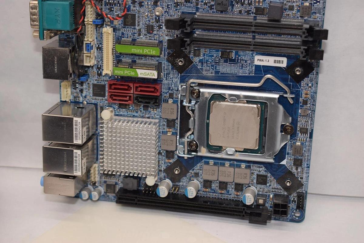 Used 71150-001 7115001 Motherboard removed from Parata Computer w/ Heat Sink