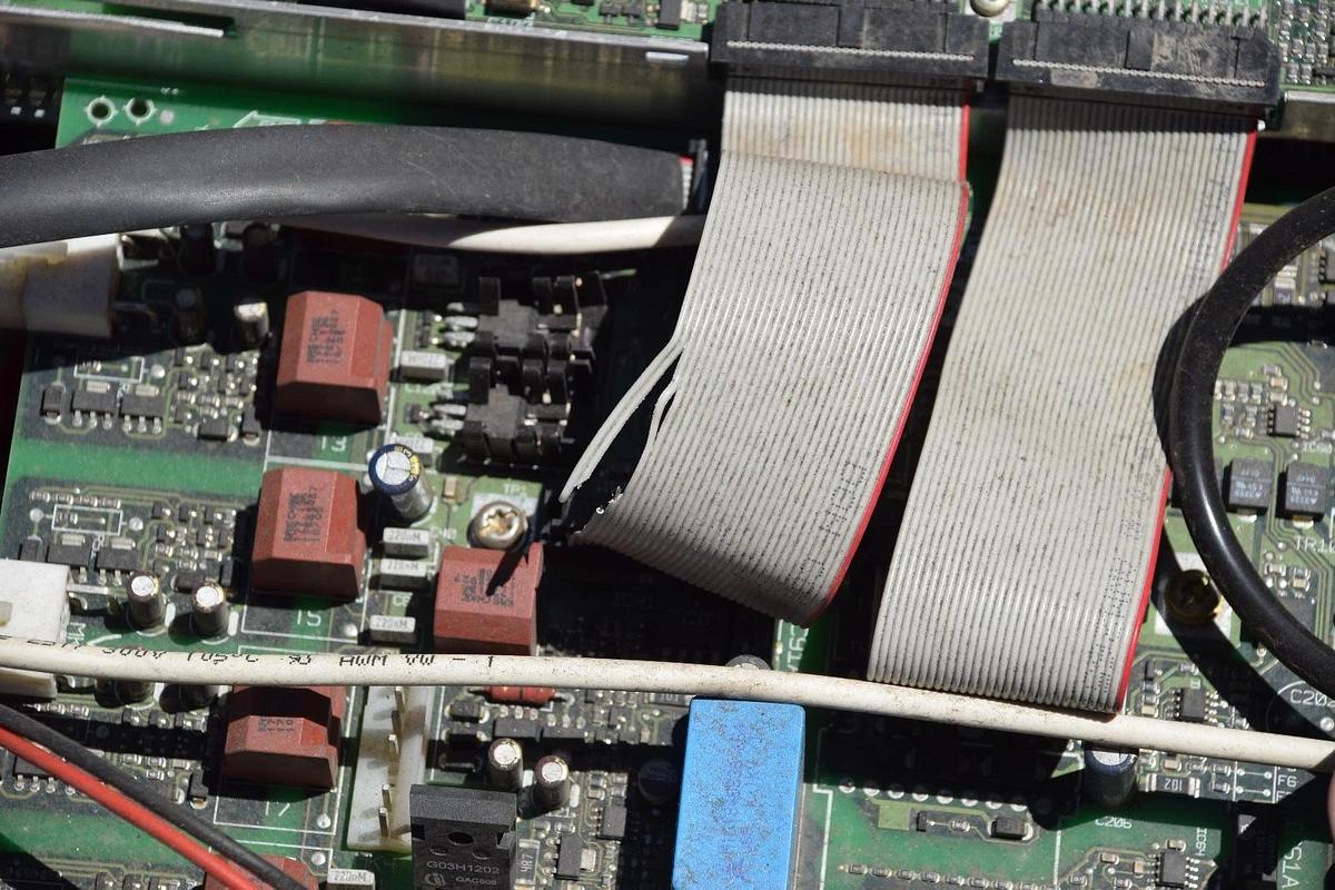 Used Danfoss Graham Trane AC Drive 178F1685 VLT5102PT5C54STR0DLF30A30C0 100HP