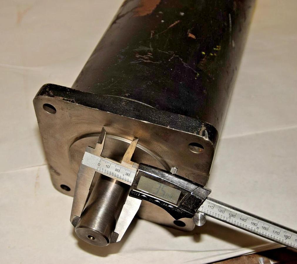 Fanuc DC Servo Motor  30M A06B-0653-B011  A06B0653B011