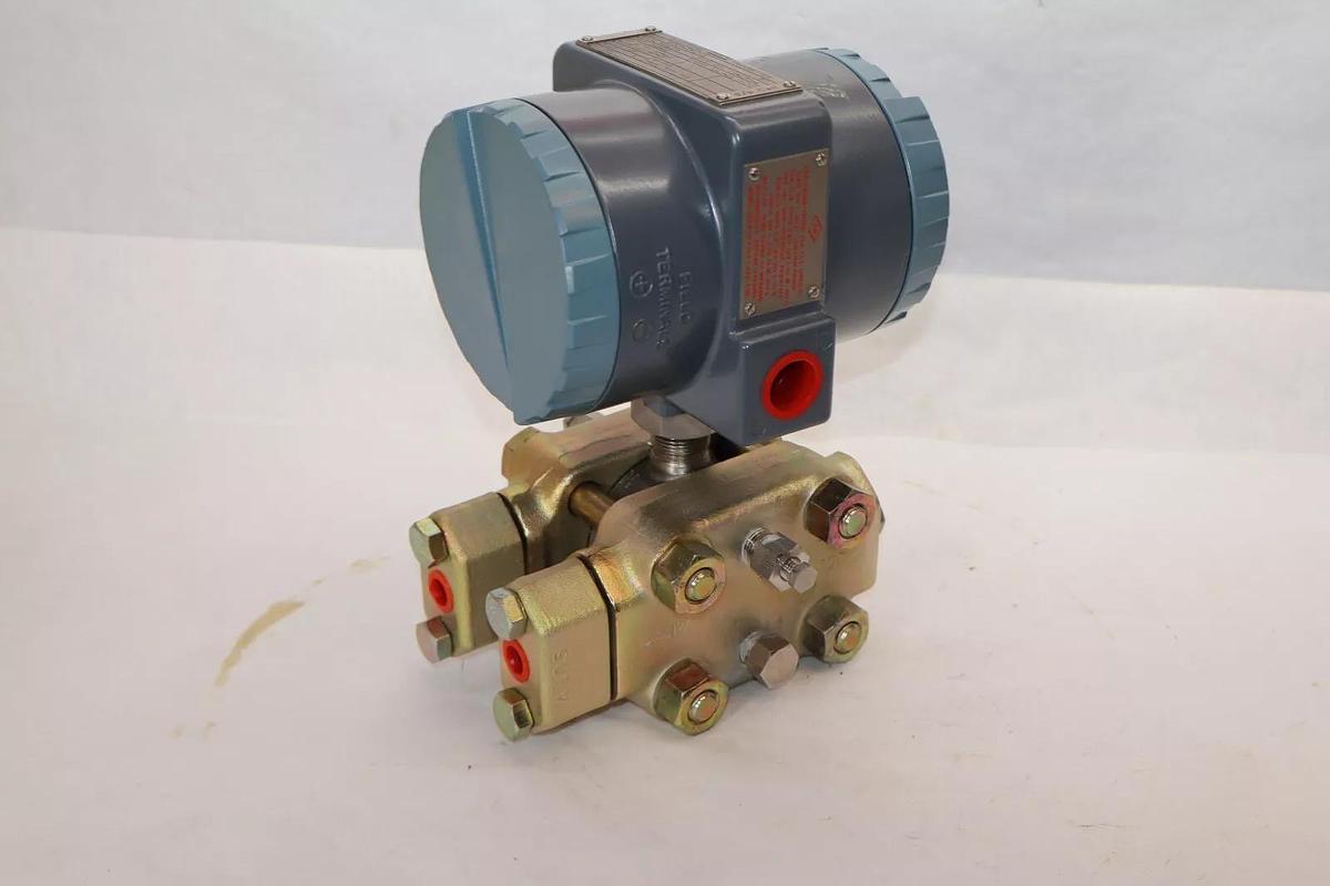 (NEW) FOXBORO 823DP-I3K1NM1 , 823DPI3K1NM1 12.5-65Vac Electronic Transmitter