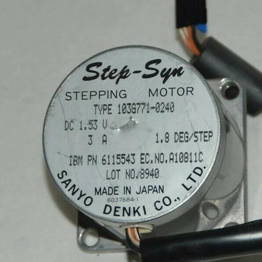 Used STEP-SYN / SANYO DENKI 103G771-0240 11F4003 1.53V 3A Stepping Motor