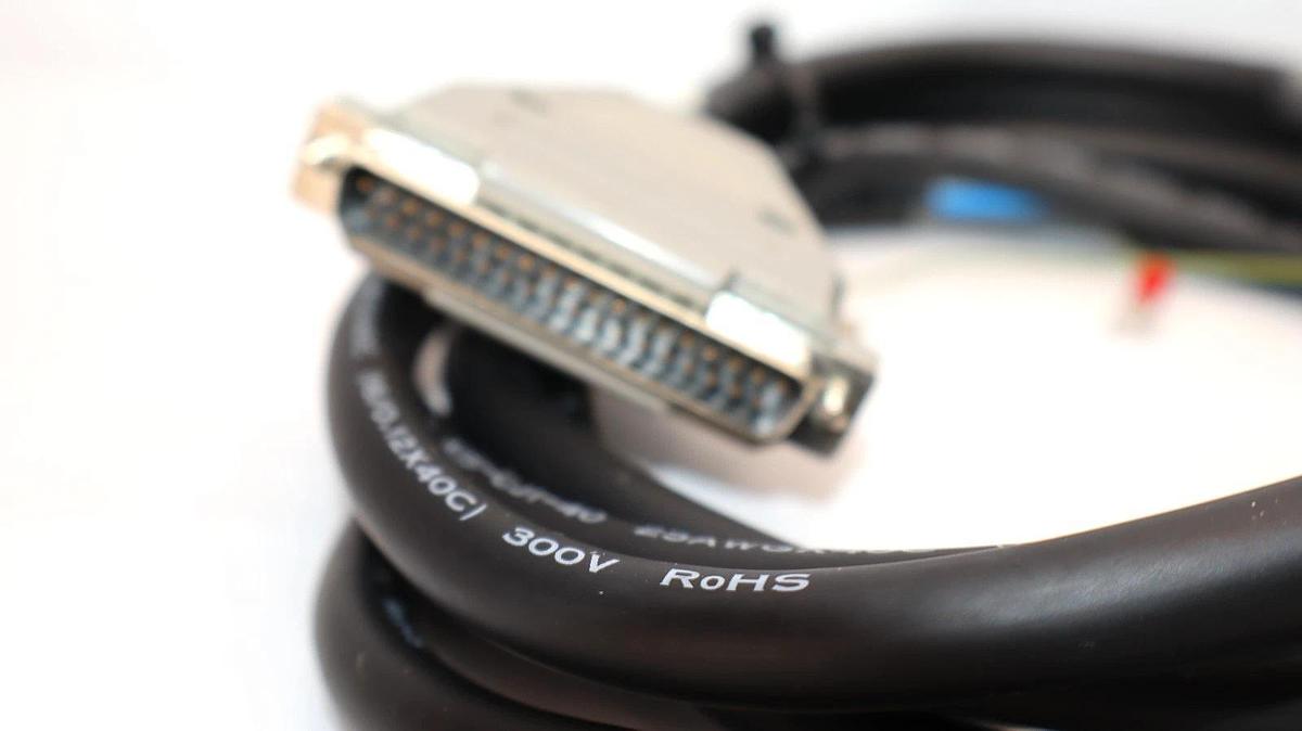 Used Bore CJ1-DB300DB-37CG PLC Cable Assembly