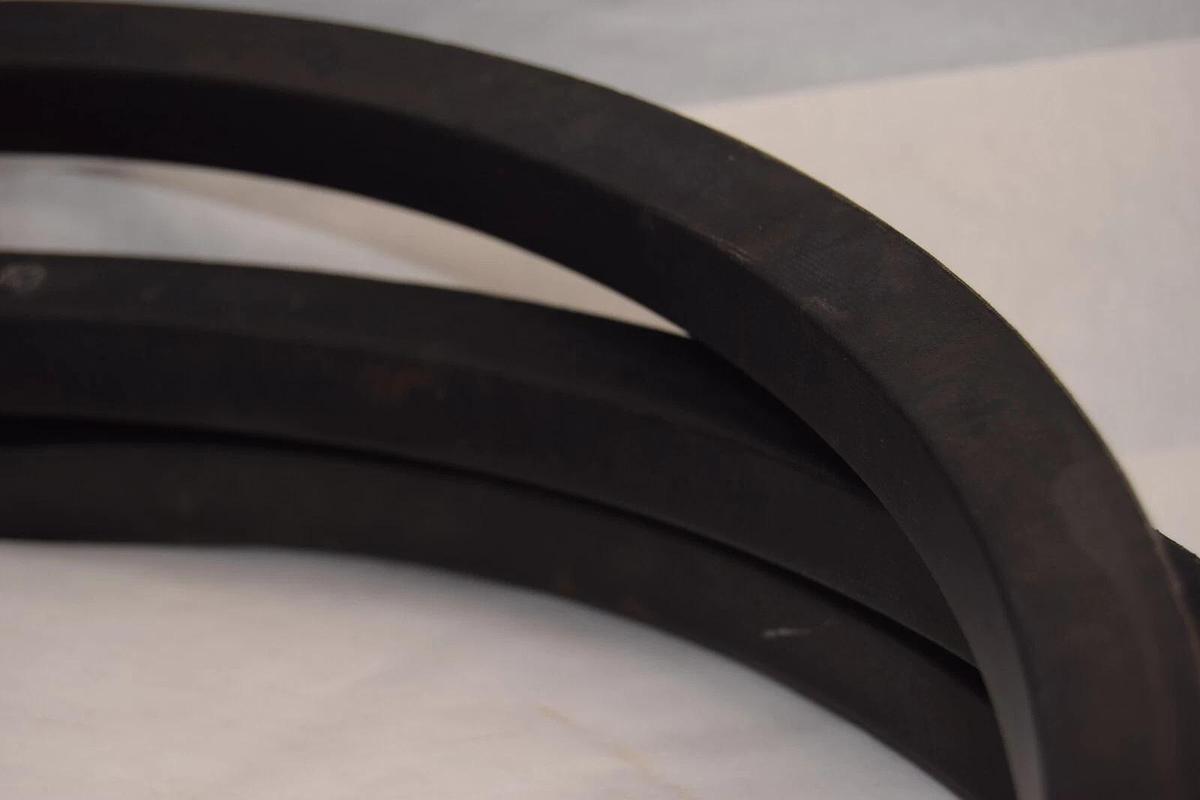 (NEW) GATES D173 Hi-Power II V-Belt USA