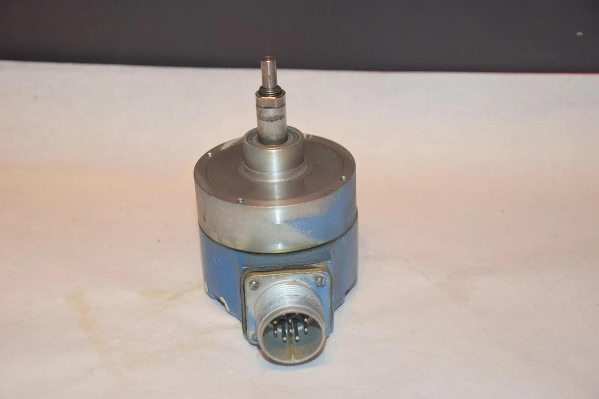 Used DYNAMICS RESEARCH CORP. 39R-10-B13-2500TT INDUSTRIAL ENCODER