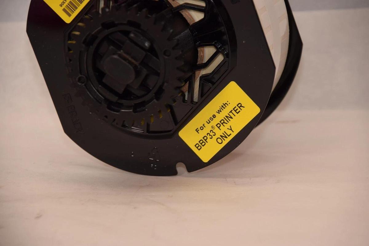 (NEW) BRADY B33-45-423 1.50" x 0.25" White Workhorse Labels