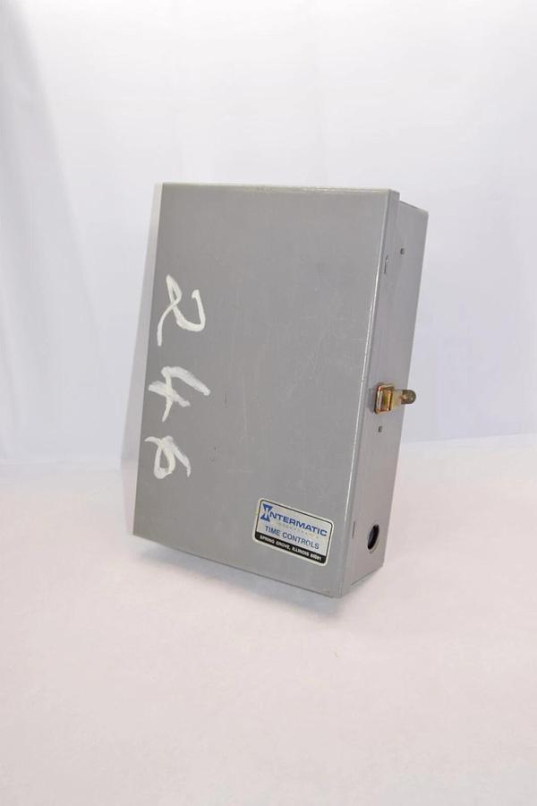 Used INTERMATIC T7802BC Electromechanical 7-Day Dial Timer W/Spring 480Vac 4Pole