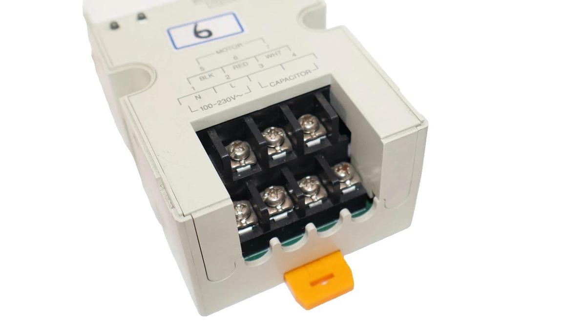 Used ORIENTAL MOTOR TMP-1 , TMP1 115/230V 50/60Hz 3.0/1.5A Power Controller