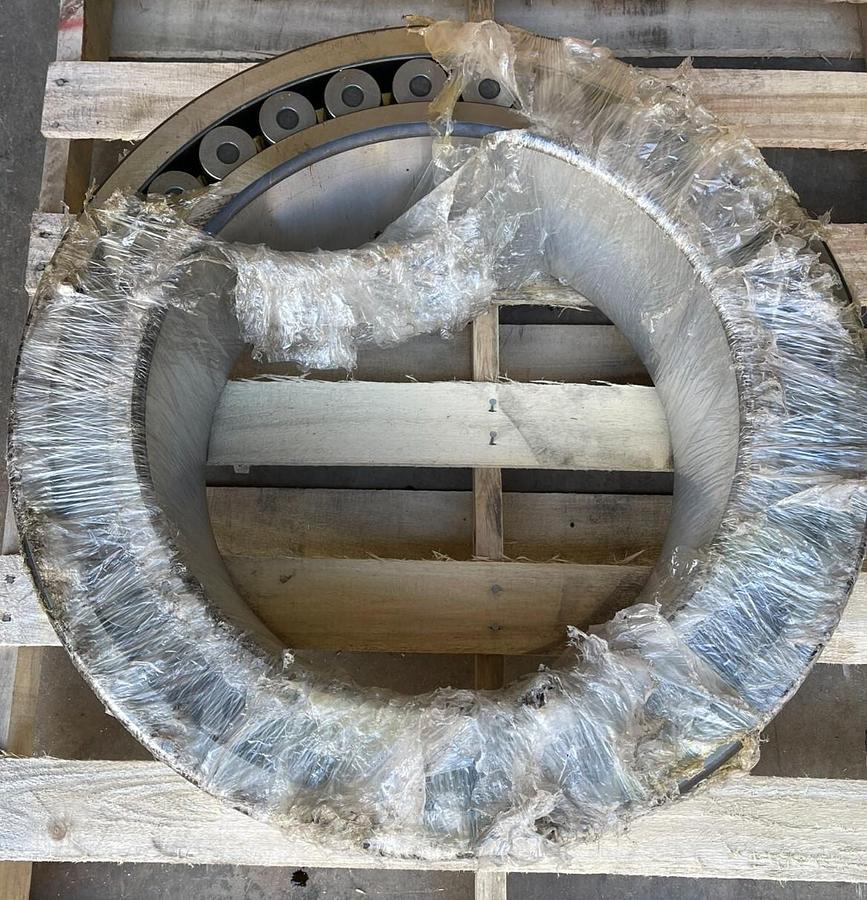 FAG Bearing 24096B-MB-C3 24096BMBC3 24096B MB C3 NEW